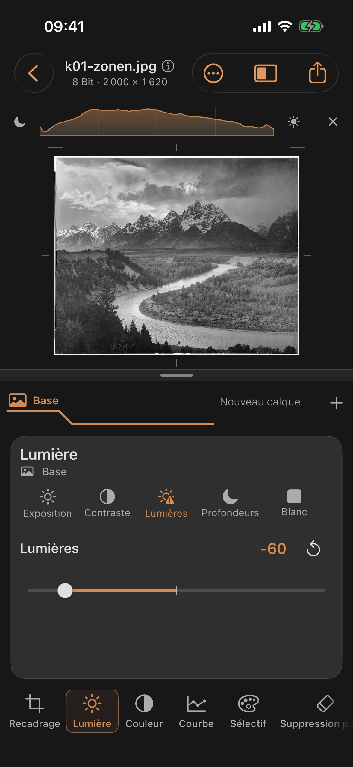 Réglage des zones terminé : Hautes lumières −60, Ombres +40, Contraste +22 dans l'outil « Hautes lumières »