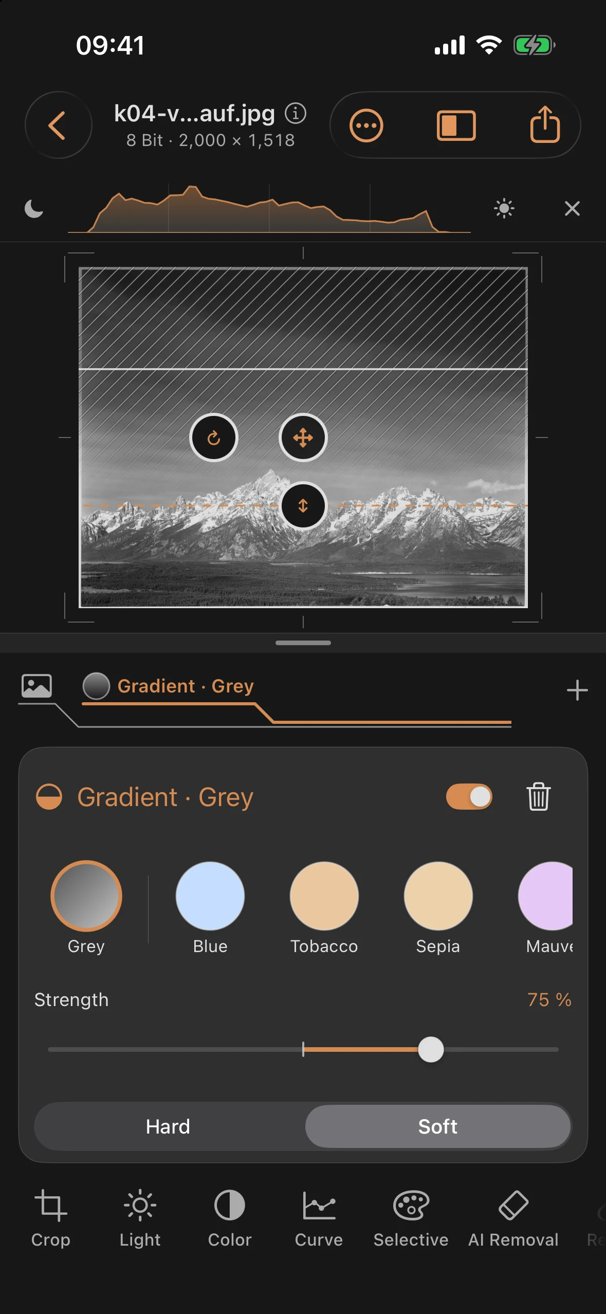 Grey graduated filter over the sky, Strength 75 percent, transition edge on the mountain silhouette