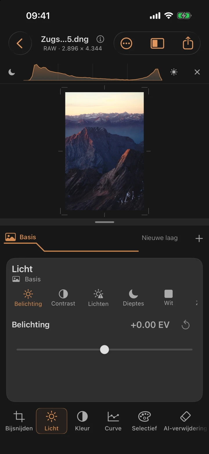 Kleurrijke avondfoto vanaf de Zugspitze