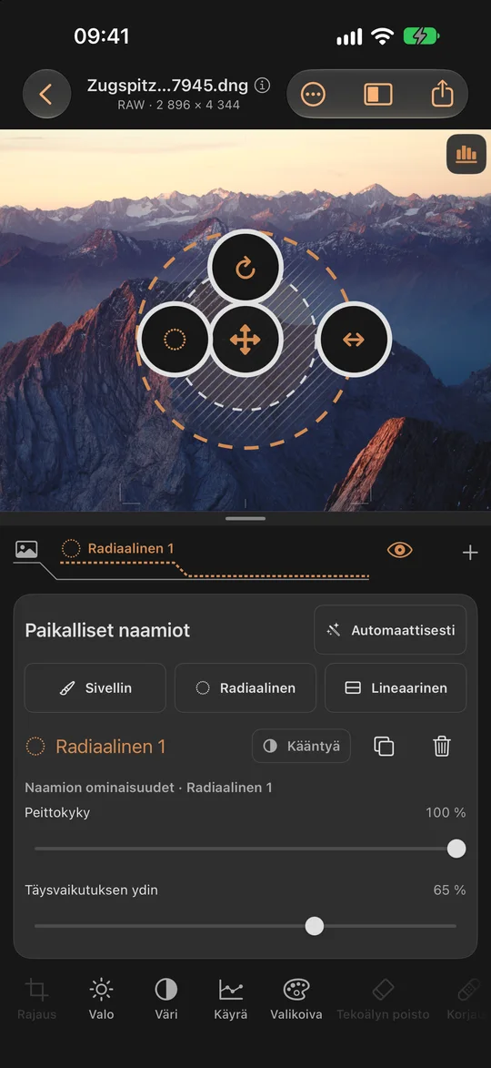 Kohdennettu muokkaus naamioiden avulla · iPhone